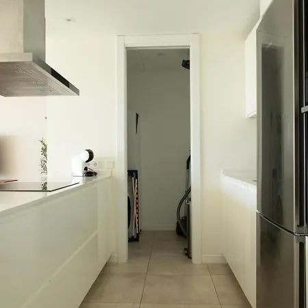 Ar 17 South Bay Apartment *