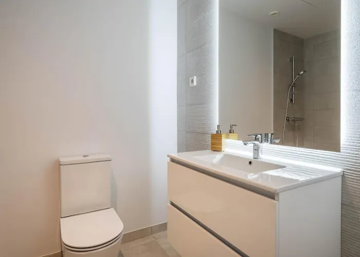 Ar 17 South Bay Apartman