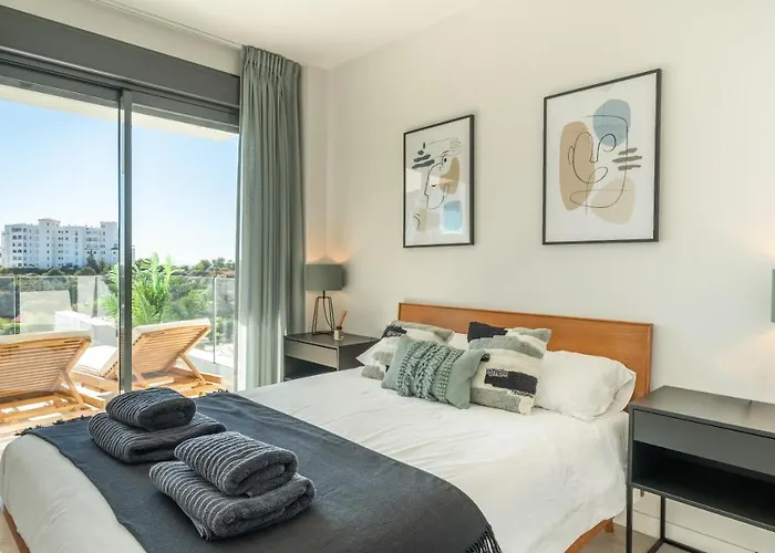 Ar 17 South Bay Apartman *